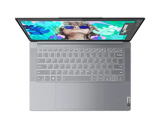 Vue de dessus du clavier de l'ordinateur portable Yoga Slim 7 Gen 8