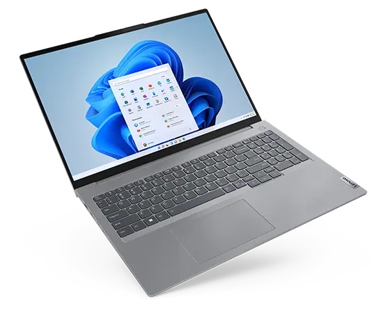 Bovenaanzicht van de Lenovo ThinkBook 16 Gen 6-laptop, zwevend, met focus op het Windows 11-scherm en -toetsenbord.