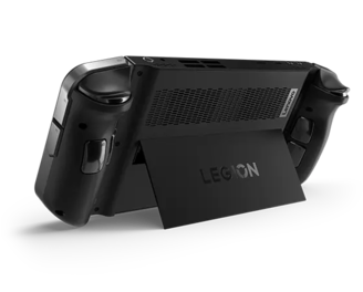 Lenovo Legion Go | 着脱式のコントローラーを採用した8.8型