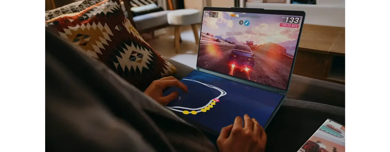 Yoga Book 9i Gen 8 (13″ Intel) being used for gaming