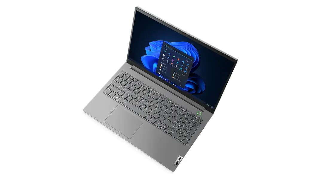 Lenovo Thinkbook 15 Gen 4 (15 &quot;AMD) laptop-¾ Vista frontal derecha desde ligeramente arriba, tapa abierta