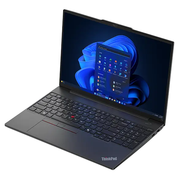 Ordinateur portable Lenovo ThinkPad E16 Gen 2 (16'' AMD) — vue de face depuis la droite et le dessus, capot ouvert, menu Windows à l'écran.