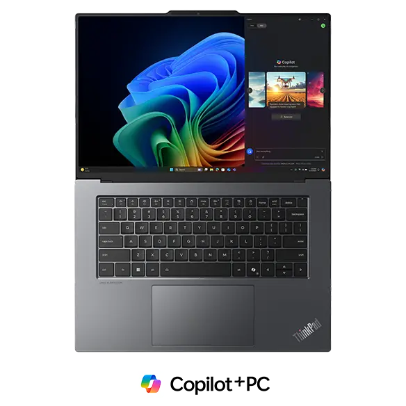 Las bisagras planas permiten que el portátil Lenovo ThinkPad X9 15 Aura Edition se abra 180 grados.