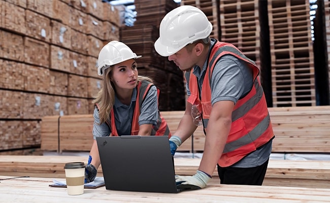 Lenovo ThinkPad E16 Gen 3 (16” AMD) laptop is MIL-SPEC tested & boasts a robust build to ensure reliability in any work environment.