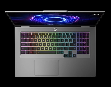 俯視視角突顯統一設計與 Lenovo Spectrum 燈效，展現流暢美感風格。