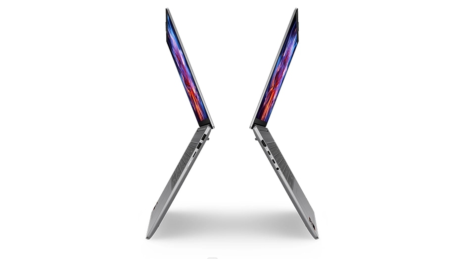 Side-by-side views, highlighting available ports and connectivity options on the Lenovo IdeaPad Slim 5a Gen 11 (16" AMD).מחשב נייד IdeaPad Slim 5 16AHP11 83S40013IV מבית Lenovo