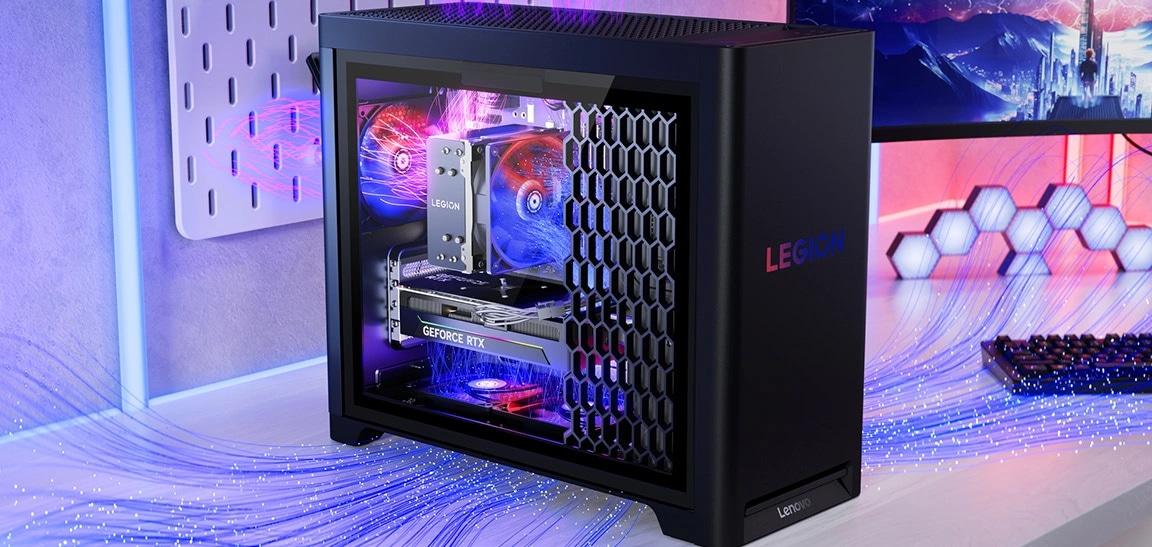 Gaming-pc med levende blå og rød belysning, der viser interne komponenter i Lenovo Legion T-serien.