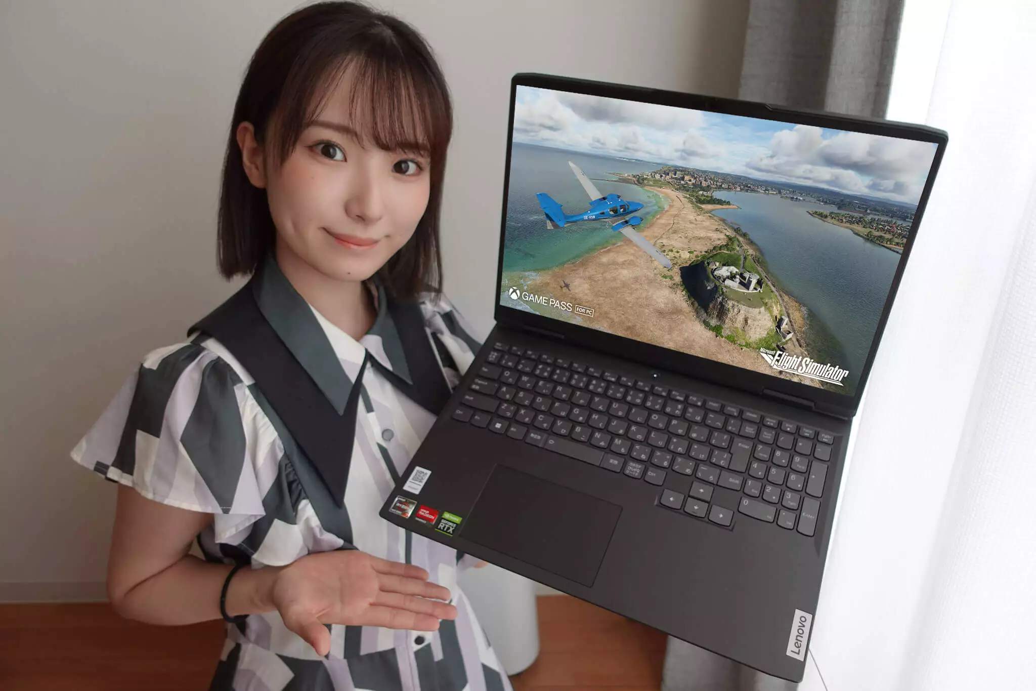 大人気即納 Lenovo 16型 ゲーミングノートパソコン Lenovo Legion 560