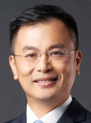 Portrait photo of Ken Wong