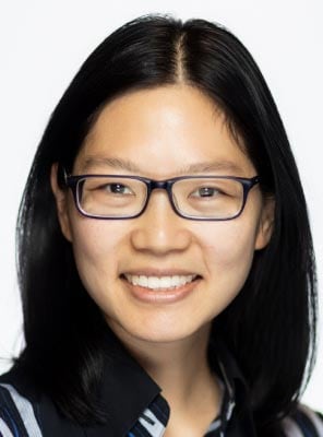 Portrait photo of Linda Yao