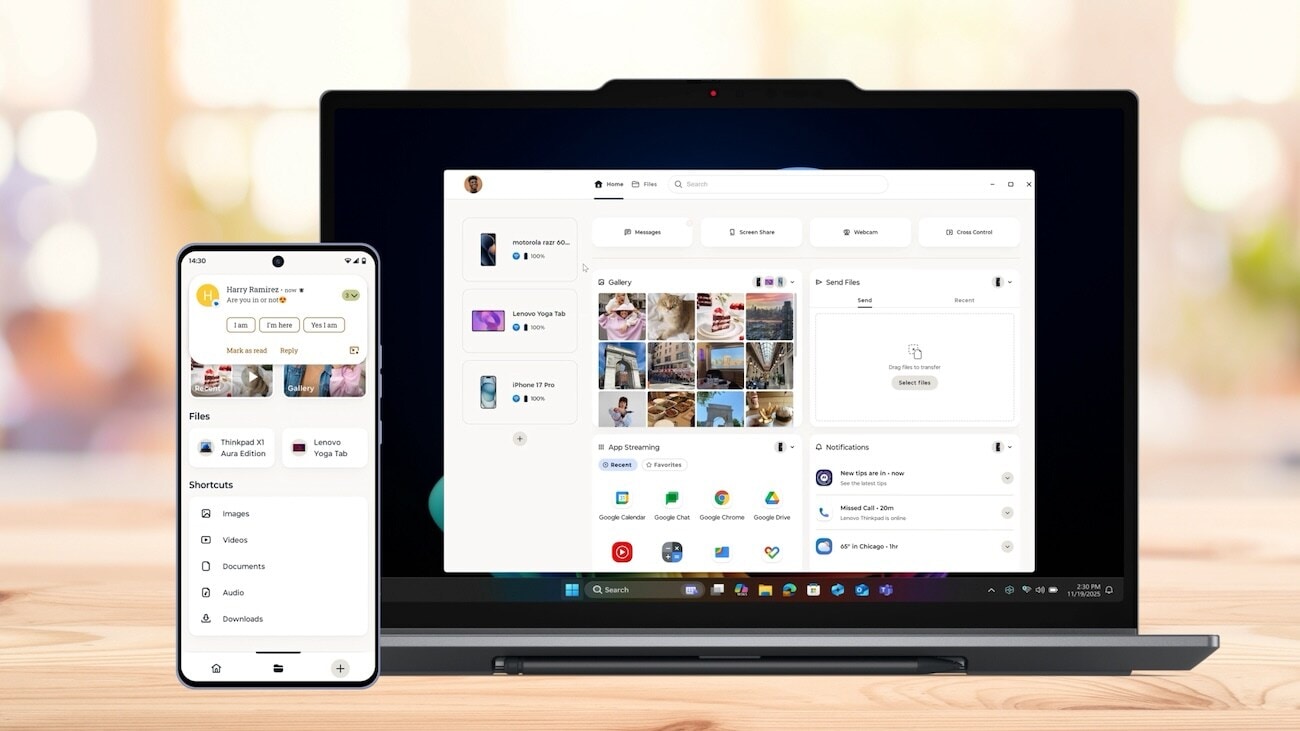 Un ordenador muestra los mensajes Smart Connect, mostrando una nueva notificación de mensaje de un teléfono y una respuesta enviada desde el ordenador.