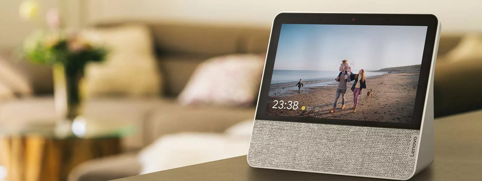 Relive your favorite memories on Lenovo Smart Display 7
