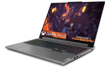 Vues avant et arrière du Lenovo Legion Slim 7i avec un logo Legion à l’écran