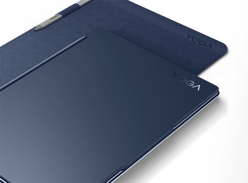 Das Yoga Pro 9i mit einer Folio-Hülle und einem Stylus-Stift