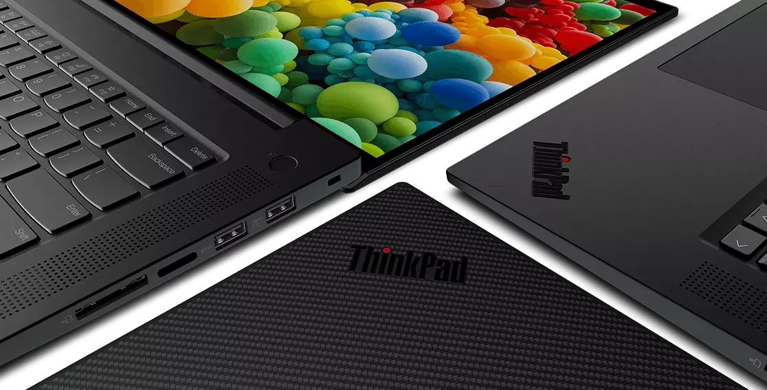 Détail des logos ThinkPad du clavier et du couvercle du Lenovo ThinkPad P1 Gen 4, avec détails de l’écran et du coin supérieur du clavier