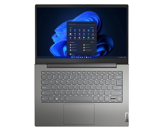 Ansicht eines geöffneten Lenovo ThinkBook 14 Gen 4 (Intel) Notebooks von oben, flach liegend, mit Blick auf Tastatur, Trackpad und Display