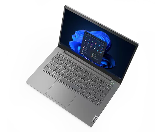 Vue aérienne en angle d’un portable Lenovo ThinkBook 14 Gen 4 (Intel) ouvert montrant le clavier, le pavé tactile et l’écran