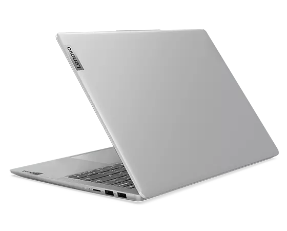 Vista posteriore angolare del notebook IdeaPad Slim 5i di ottava generazione con coperchio, porte sul lato destro e parte della tastiera