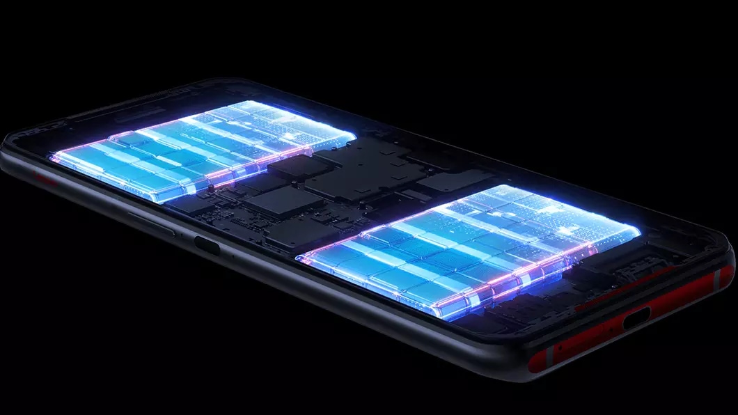Highlighted dual batteries inside the Legion Phone Duel