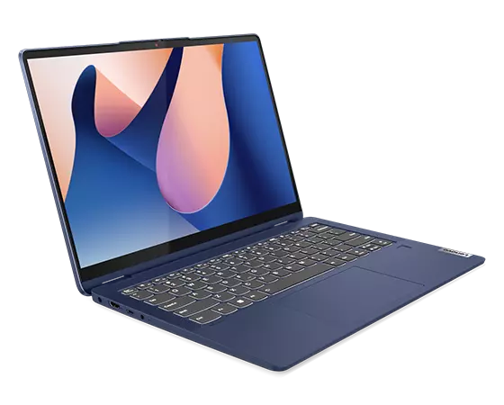 Naar rechts gerichte Abyss Blue IdeaPad Flex 5i in de laptopstand, gefotografeerd vanaf een lichte verhoging.