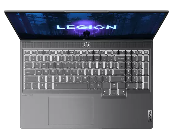 Lenovo Legion Slim 7i Gen 8 (16 Intel) set fra oven og åbnet 90 grader